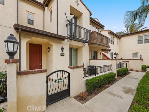 2925 W Edinger   Avenue, Santa Ana, CA
