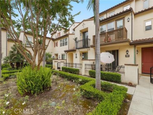 2925 W Edinger   Avenue, Santa Ana, CA