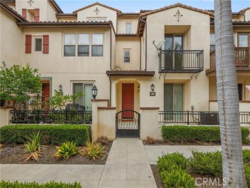 2925 W Edinger   Avenue, Santa Ana, CA