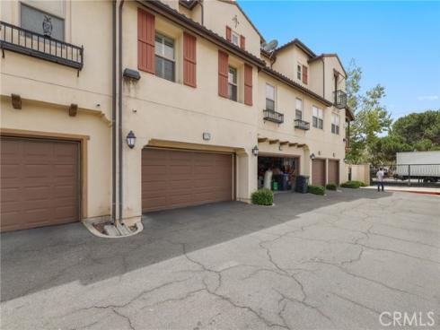 2925 W Edinger   Avenue, Santa Ana, CA