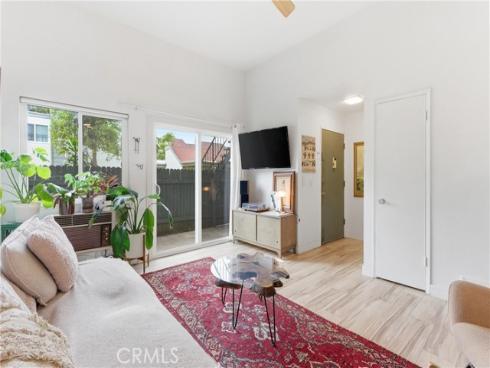 627 N Bristol 32 , Santa Ana, CA