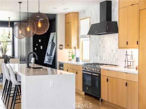 18806 Winnwood , Santa Ana, CA