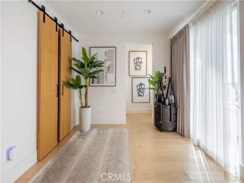 18806 Winnwood , Santa Ana, CA