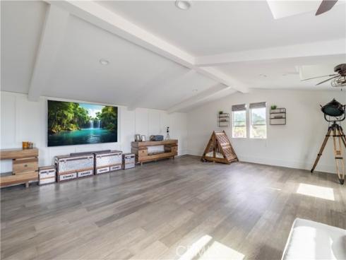 18806 Winnwood , Santa Ana, CA