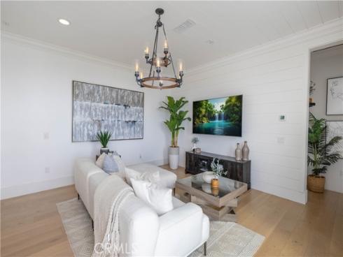 18806 Winnwood , Santa Ana, CA