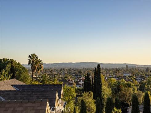 18806  Winnwood  , Santa Ana, CA