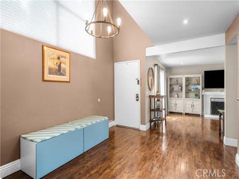 1410 Cabrillo Park , Santa Ana, CA