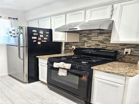 1708 Normandy D Place, Santa Ana, CA