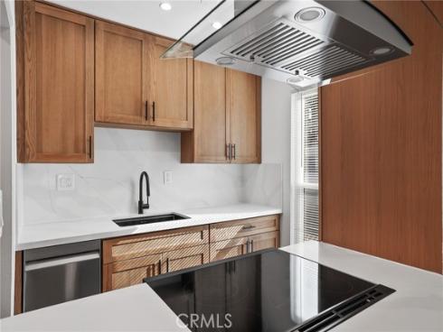 1030 W Macarthur 90 , Santa Ana, CA