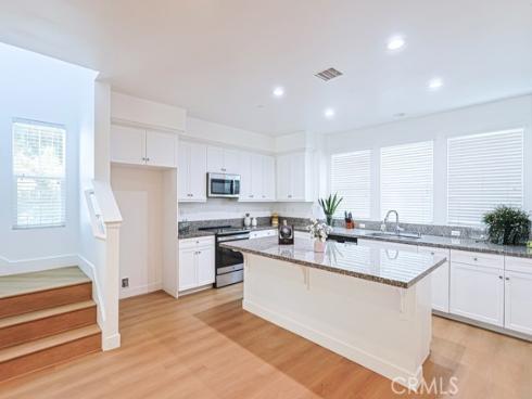 1410 N Harbor 1 , Santa Ana, CA