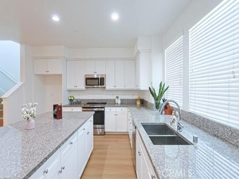 1410 N Harbor 1 , Santa Ana, CA