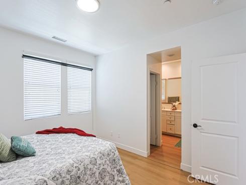 1410 N Harbor 1 , Santa Ana, CA