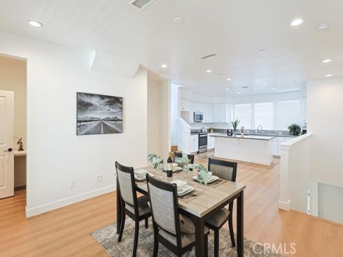 1410 N Harbor 1 , Santa Ana, CA