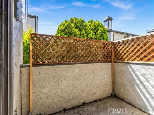 2542 W Macarthur G Boulevard, Santa Ana, CA