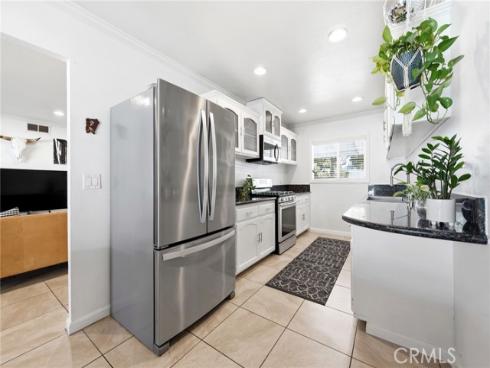 1317 S Marine , Santa Ana, CA