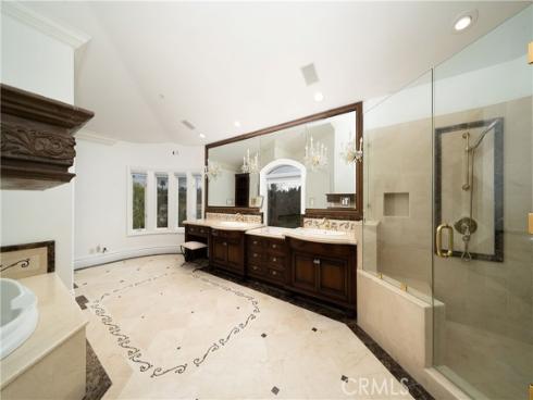 10472 Villa Del Cerro , Santa Ana, CA