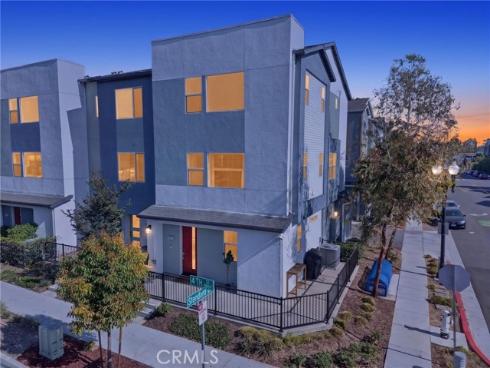 1016 E. 4th