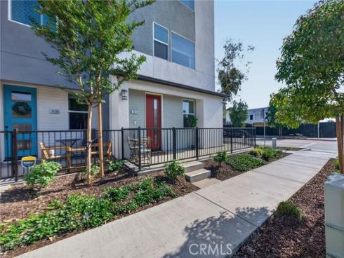 1016 E 4th , Santa Ana, CA