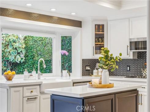 2809 S Diamond Street, Santa Ana, CA