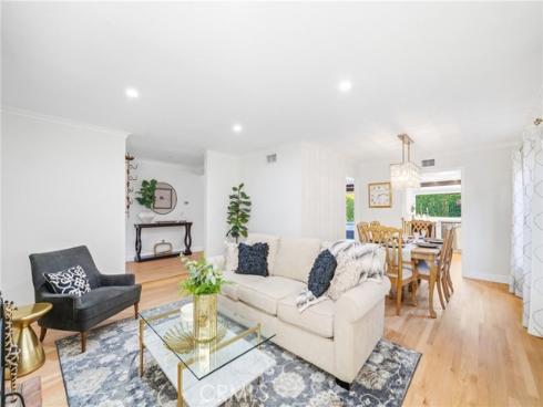 2809 S Diamond Street, Santa Ana, CA