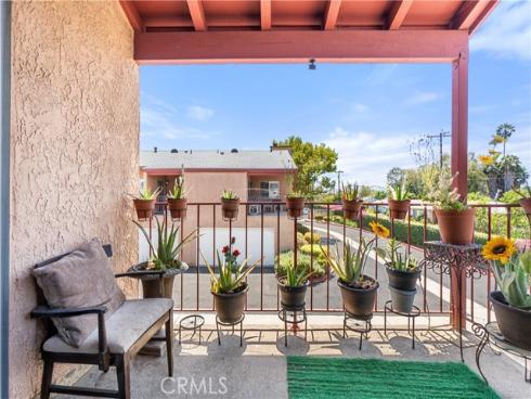 3900 W Hazard A , Santa Ana, CA