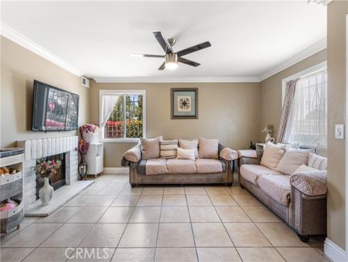 3900 W Hazard A , Santa Ana, CA