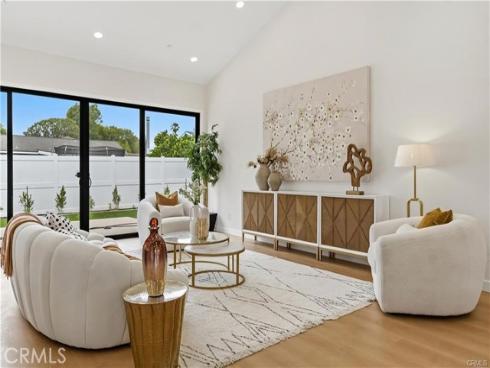 12621  Singing Wood   Drive, Santa Ana, CA