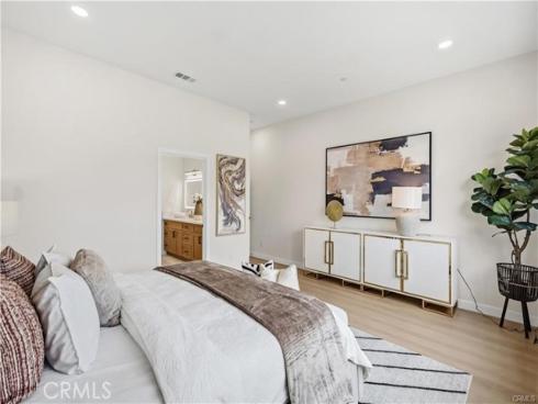 12621  Singing Wood   Drive, Santa Ana, CA