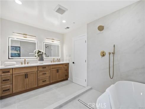 12621  Singing Wood   Drive, Santa Ana, CA