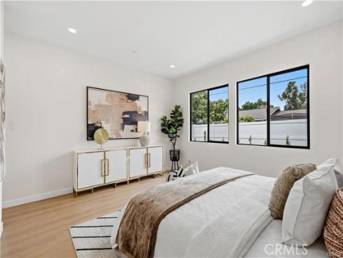 12621  Singing Wood   Drive, Santa Ana, CA
