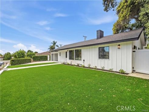 12621  Singing Wood   Drive, Santa Ana, CA