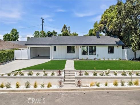 12621  Singing Wood   Drive, Santa Ana, CA