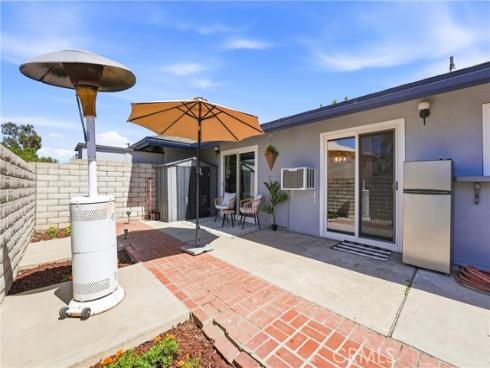 1107 West Memory Lane 8C , Santa Ana, CA