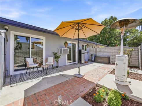1107 West Memory Lane 8C , Santa Ana, CA