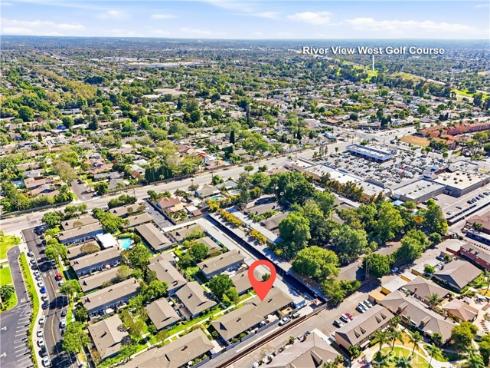 1107 West Memory Lane 8C , Santa Ana, CA