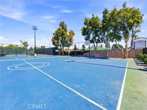 1107 West Memory Lane 8C , Santa Ana, CA