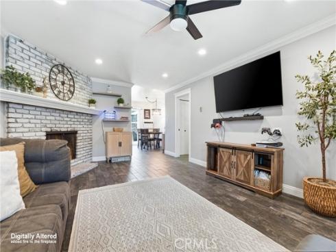 1107 West Memory Lane 8C , Santa Ana, CA
