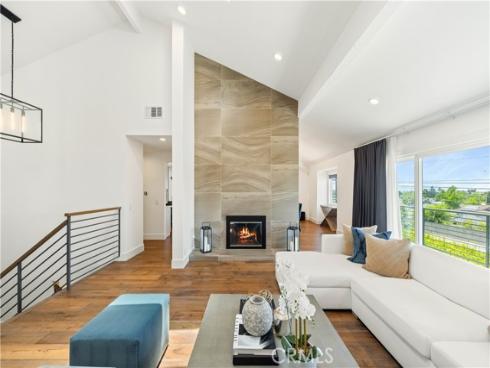 18772 Winnwood , Santa Ana, CA