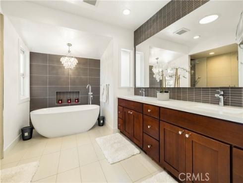 18772 Winnwood , Santa Ana, CA
