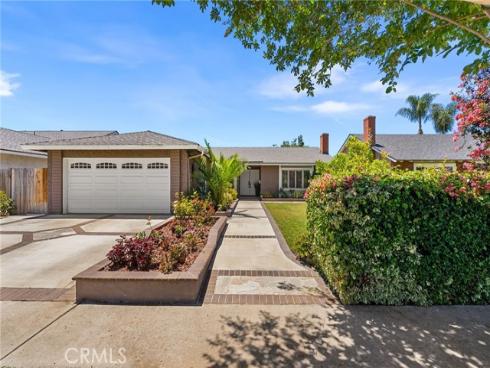 2118 Peachwood Lane, Santa Ana, CA