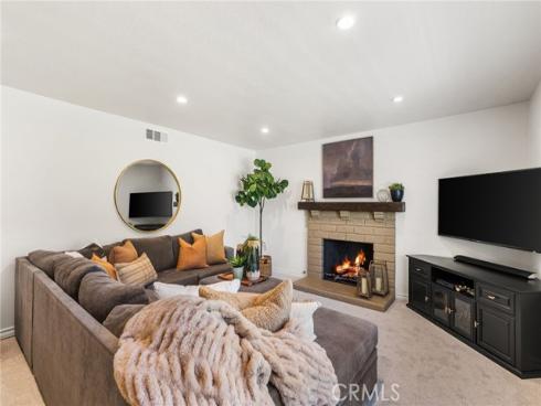 2118 Peachwood Lane, Santa Ana, CA
