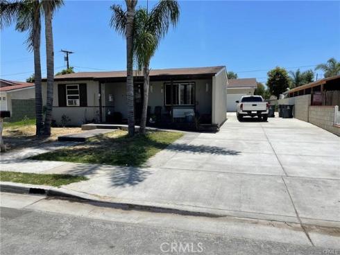 2302 W. La Verne Avenue