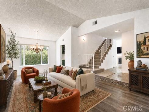 1110 Burns Avenue, Santa Ana, CA