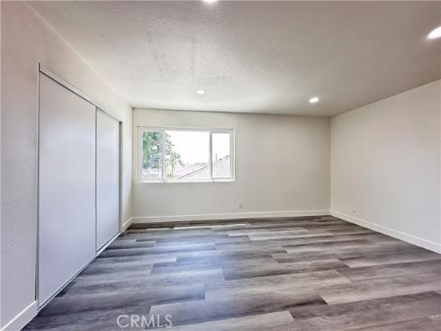 1919 Sherry 46 Lane, Santa Ana, CA