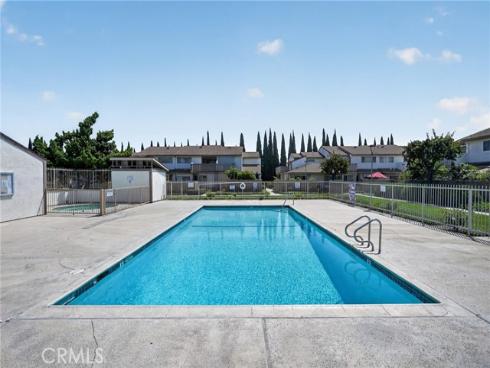 5130 W 1st E , Santa Ana, CA
