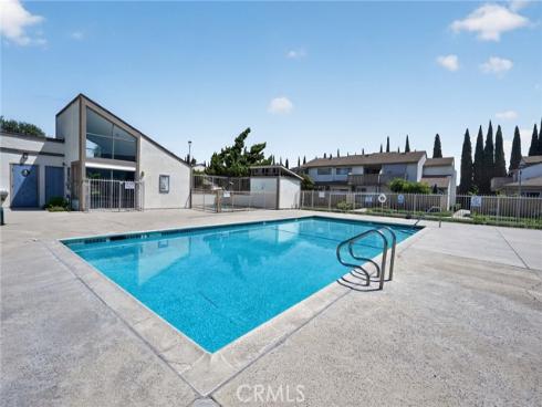 5130 W 1st E , Santa Ana, CA