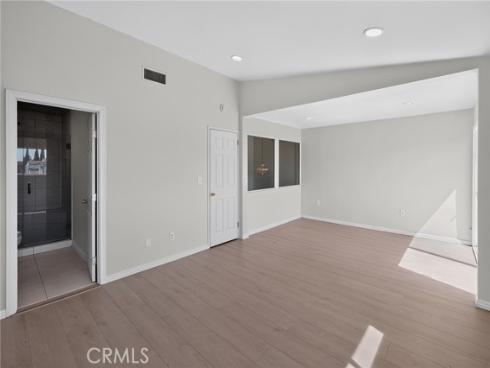 5130 W 1st E , Santa Ana, CA