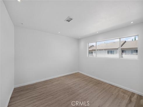 5130 W 1st E , Santa Ana, CA