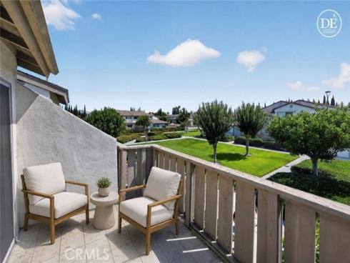 5130 W 1st E , Santa Ana, CA