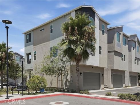 916 E 3rd St , Santa Ana, CA
